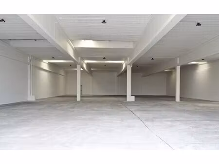 commercieel te huur in malle