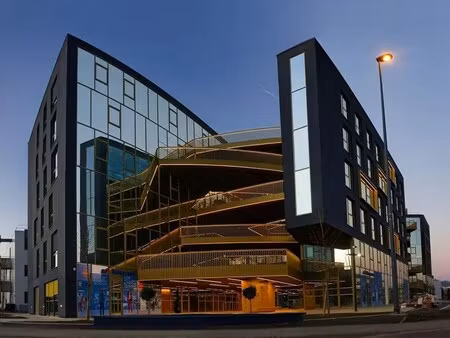 location bureaux 178 m²