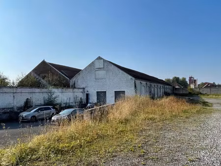 vente local industriel 2 pièces 1600 m² guise (02120)