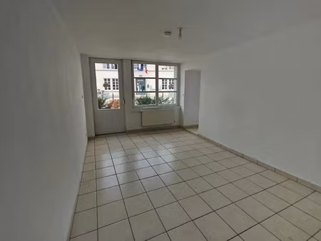 vente maison 6 pièces 136.87 m² à saulx (70240)  78 000 €
