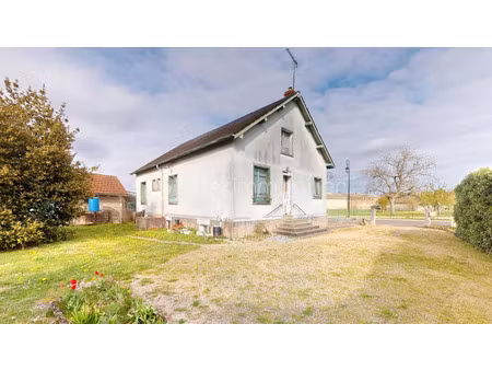 vente maison 5 pièces 93 m² à bellegarde (45270)  106 500 €