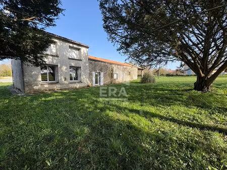 maison 4 pièces 105 m² à vendre / acheter varaize 17400 ? | era immobilier