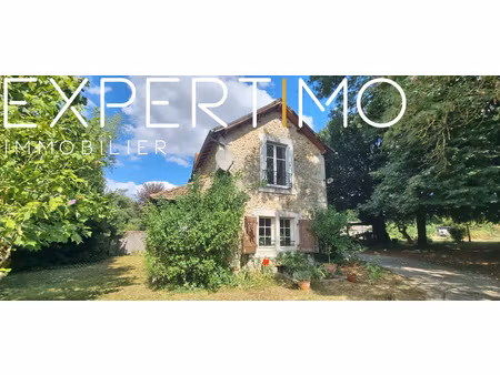 maison ancienne - beau potentiel - grand jardin