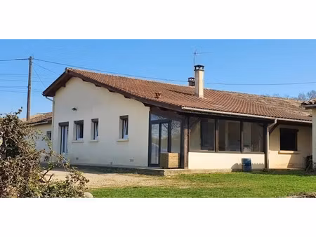 vente maison 5 pièces 116 m² à montguyon (17270)  171 359 €