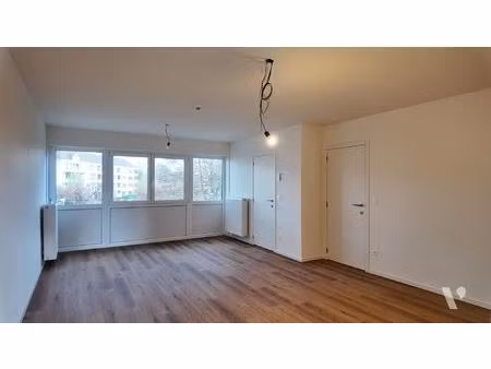 appartement te huur in zolder met 2 slaapkamers