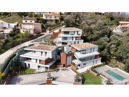 appartement les adrets de l esterel 4 pièce(s) 103 m²