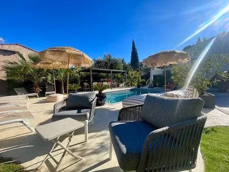 maison saint-aygulf 6 pièce(s) 180 m2