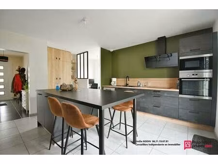 achat maison 6 pièces 110m² st pierre des echaubrognes 79700