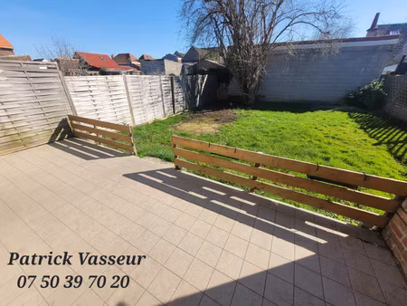 maison mitoyenne lumineuse avec terrasse sans vis-à-vis et grand garage