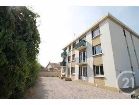 location appartement 2 pièces 31m² gannat 03800