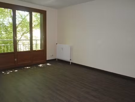 location appartement 1 pièce 23m² chambery 73000