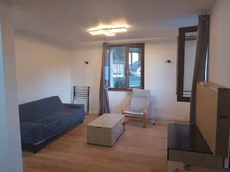 location appartement 2 pièces 44m² cluses 74300