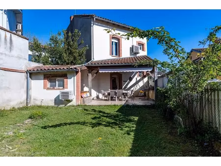 vente maison 5 pièces 170 m² à castelsarrasin (82100)  180 000 €