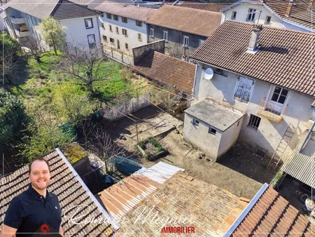 maison 10 pièces - 200 m²