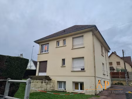 à louer - studio avec parking - proche université