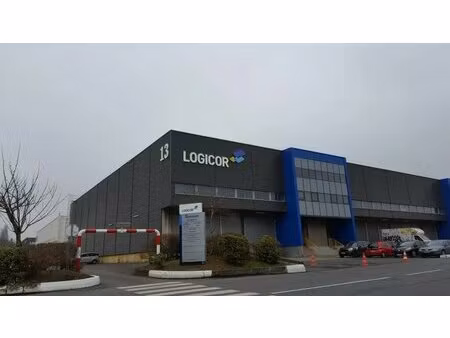 location entrepôt 1 160 m² à 3 482 m²