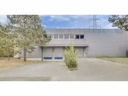 location entrepôt evry courcouronnes 91080 2400m²