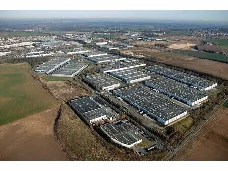 location entrepôt 6 959 m²