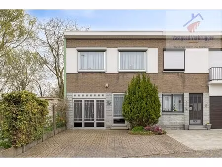 halfopen bebouwing – 3 slpks – rustig gelegen