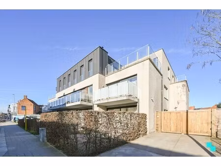 energiezuinig penthouse met zonneterras te izegem