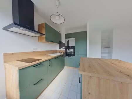 location appartement 3 pièces 58m² montmorillon 86500