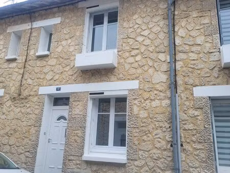 location maison 3 pièces 53m² st jean d angely 17400