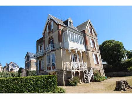 achat maison 9 pièces 219m²