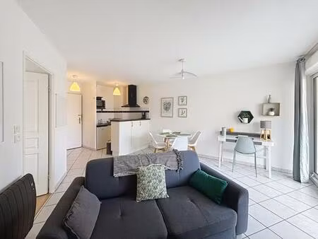 a louer - appartement t2 meublé - le bouscat