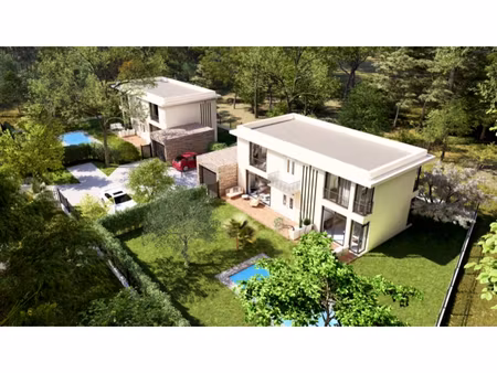 terrain ensues la redonne 726 m2 avec pc de 163 m2