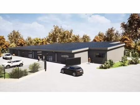 location local d'activités 478 m² à 1 535 m²
