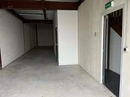 location local d’activités quincy voisins 77860 236m²