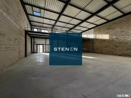 location local d’activités vedene 84270 270m² à 713m²