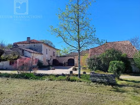 propriété de caractère