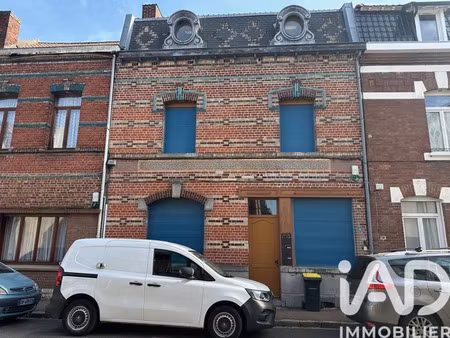 immeuble à courrières (62710)
