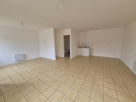 location appartement 3 pièces 72m² pont a vendin 62880