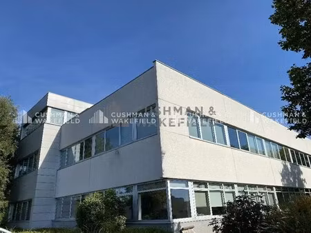 location bureaux 103 m² à 535 m²