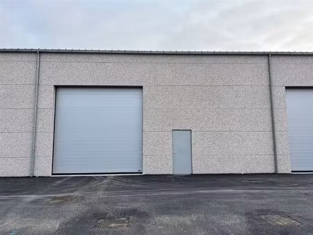 nieuwbouw kmo units langs de e40
