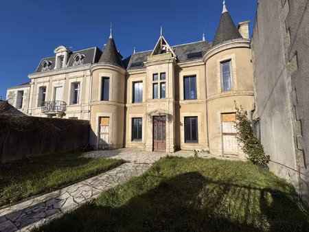vente maison 5 pièces 150 m² poitiers (86000)