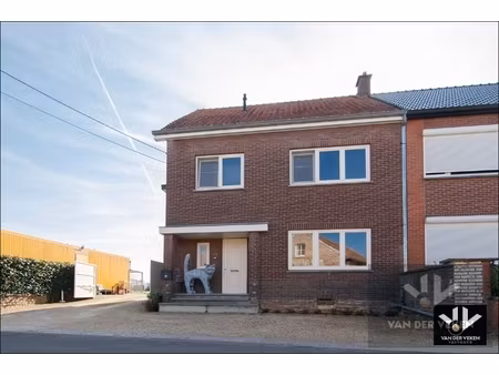 huis te koop in bilzen-hoeselt met 3 slaapkamers