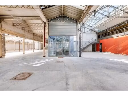 location local d'activités 2 972 m²