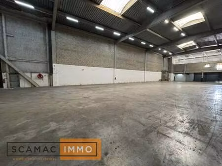 location entrepôt lieusaint 77127 2233m²