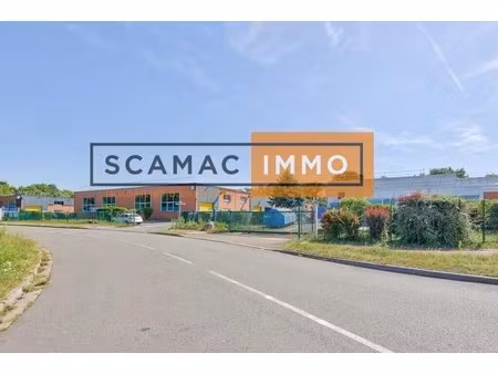 location local d'activités 165 m²