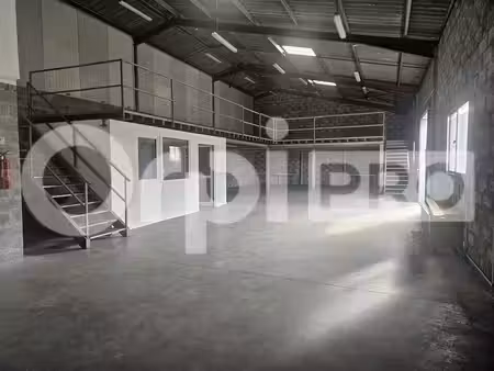 location local d’activités cestas 33610 336m²
