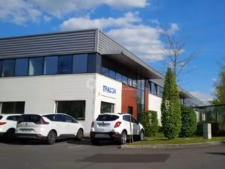 location local d’activités lisses 91090 538m² à 1686m²