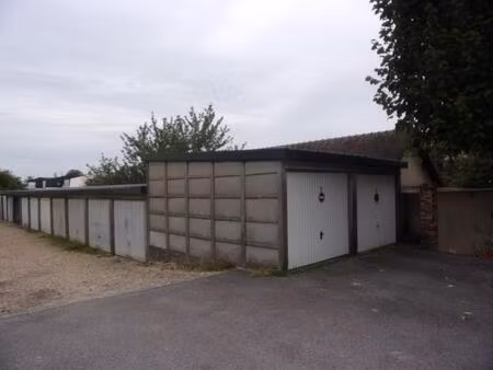 location parking vernon 27200