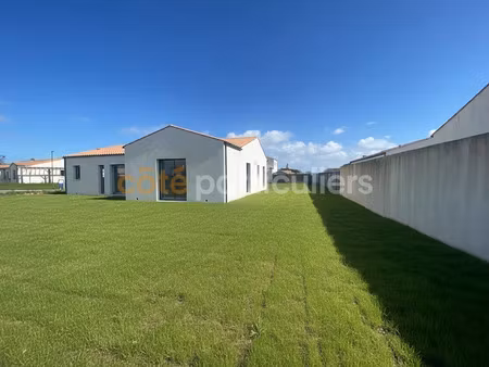 vente maison 4 pièces 130 m² à etaules (17750)  420 000 €