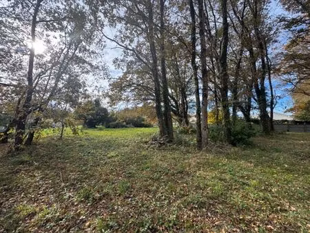 vente terrain 1804 m² lesparre-médoc (33340)
