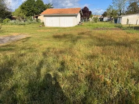 vente terrain 850 m² lesparre-médoc (33340)