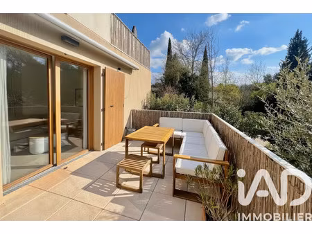 vente appartement 3 pièces à châteauneuf-le-rouge (13790) : à vendre 3 pièces / 65m² châte