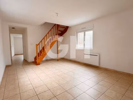 appartement 3 pièces à louer à louvroil - réf. 660
